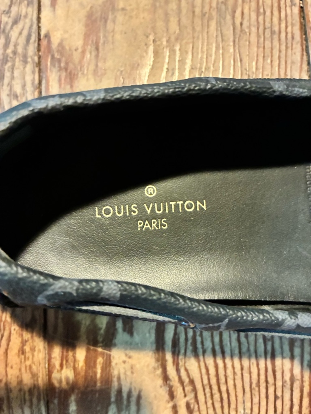 Louis Vuitton loafers with emblem - Picture 3 of 4
